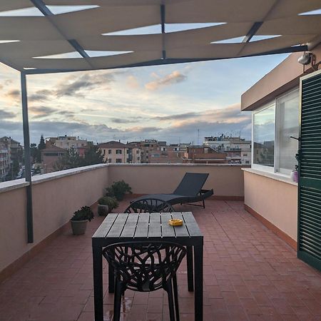 Casetta Sole, Superattico Con Terrazzo Vicino San Pietro, New روما المظهر الخارجي الصورة